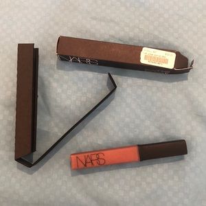 BRAND NEW NARS lip gloss in color Gothika